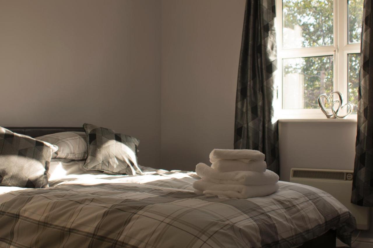 The Bell Apartment. Modern, Stylistic & Luxurious Falkirk Exterior foto